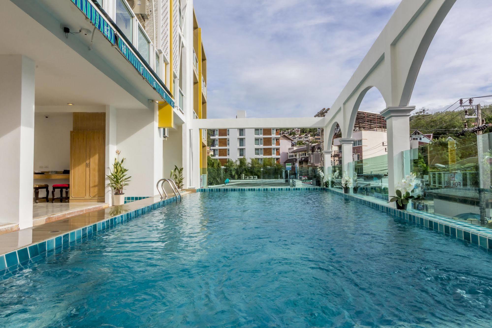 Triple Three Patong Hotel Exterior photo